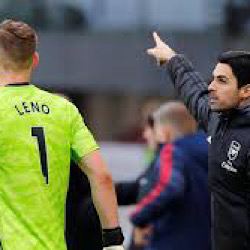 Arsenal manager Arteta and Leno